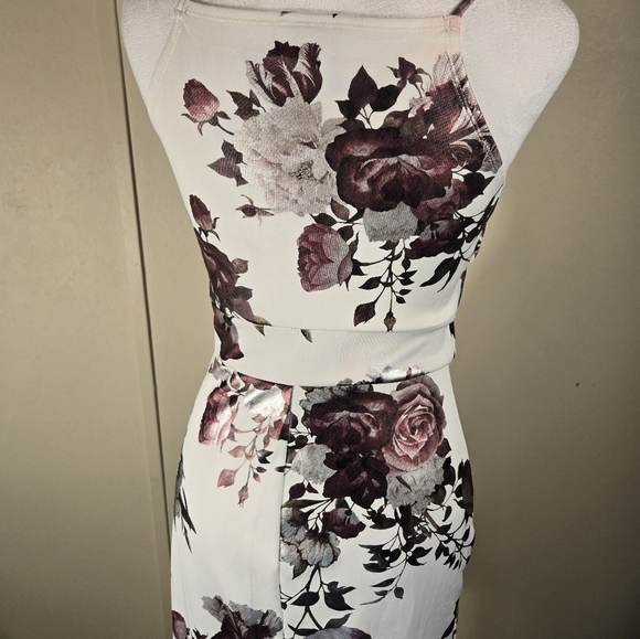 Spaghetti Strap Floral Dress - Picture 7 of 12